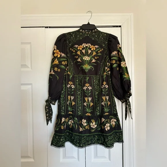 FARM Rio Black Flowers Arch Lenzing™ Ecovero™ Euroflax™ Mini Dress - Picture 5 of 7